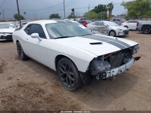  Salvage Dodge Challenger