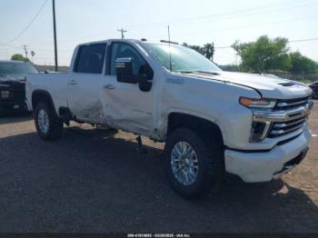 Salvage Chevrolet Silverado 2500