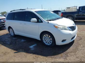  Salvage Toyota Sienna