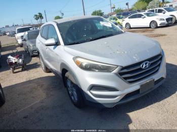  Salvage Hyundai TUCSON