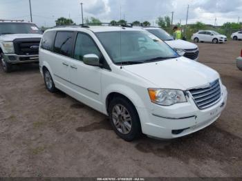  Salvage Chrysler Town & Country