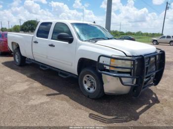  Salvage Chevrolet Silverado 2500