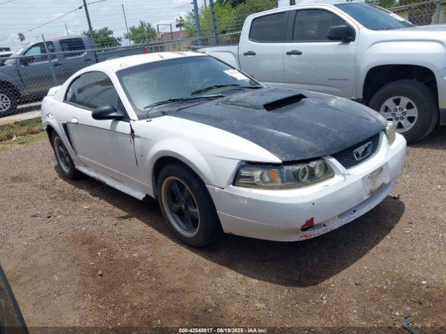  Salvage Ford Mustang
