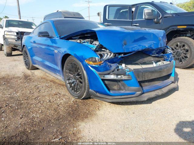 Salvage Ford Mustang