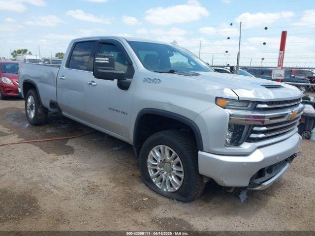  Salvage Chevrolet Silverado 2500