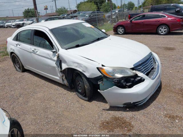  Salvage Chrysler 200