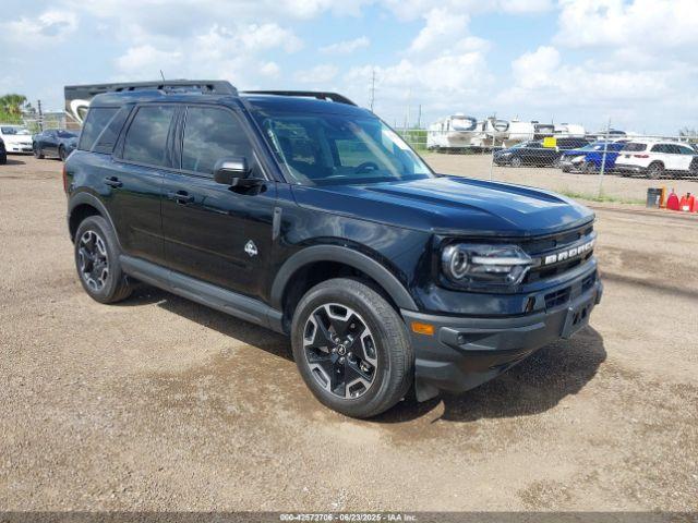  Salvage Ford Bronco