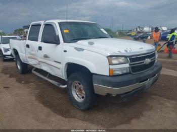  Salvage Chevrolet Silverado 2500