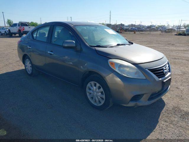  Salvage Nissan Versa