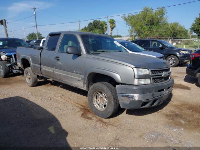  Salvage Chevrolet Silverado 2500