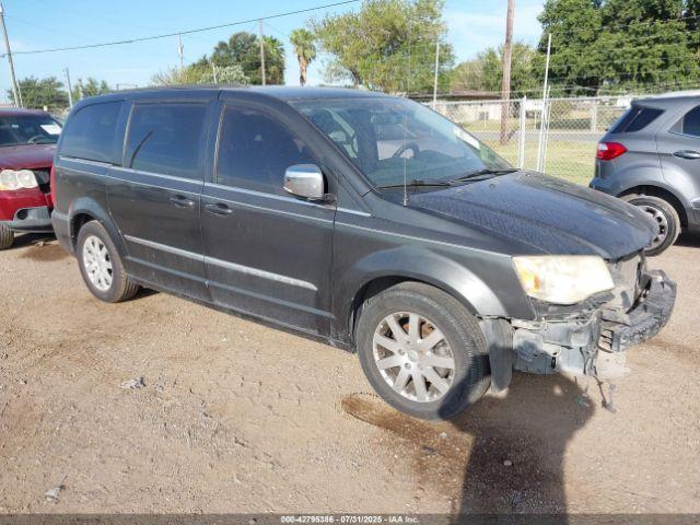  Salvage Chrysler Town & Country