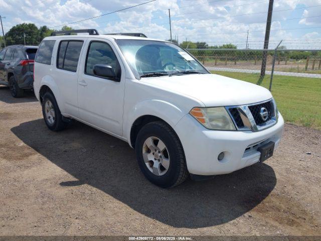  Salvage Nissan Pathfinder