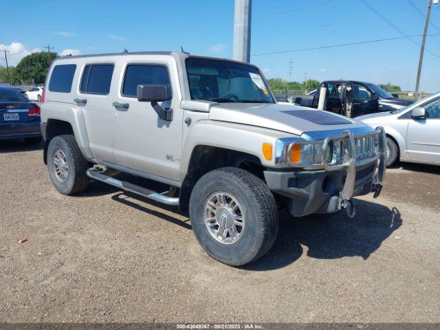  Salvage HUMMER H3 Suv