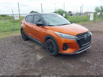  Salvage Nissan Kicks