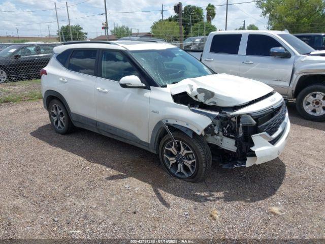  Salvage Kia Seltos