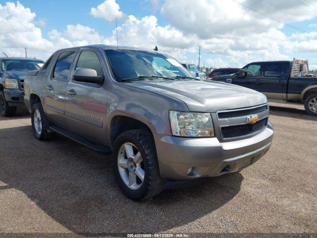  Salvage Chevrolet Avalanche 1500