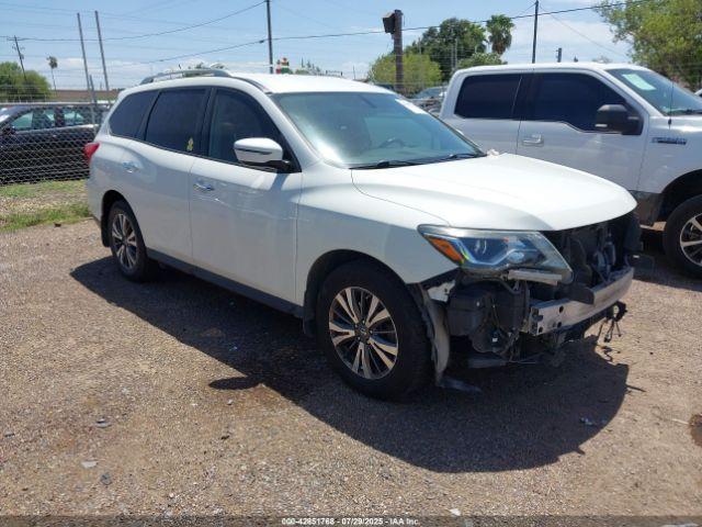  Salvage Nissan Pathfinder