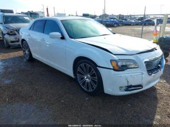  Salvage Chrysler 300