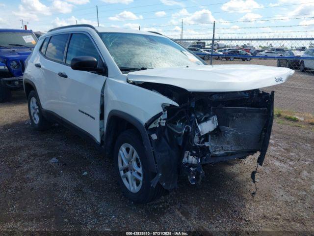  Salvage Jeep Compass