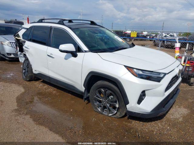  Salvage Toyota RAV4