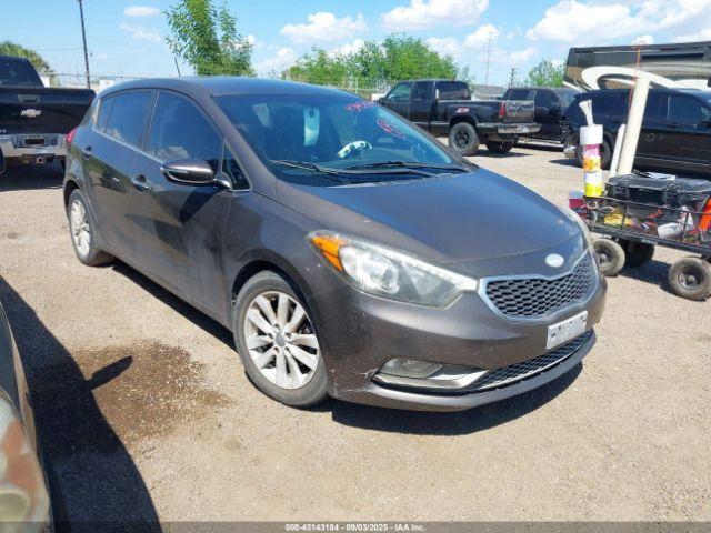  Salvage Kia Forte