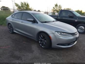 Salvage Chrysler 200
