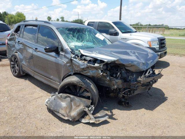  Salvage Volkswagen Tiguan