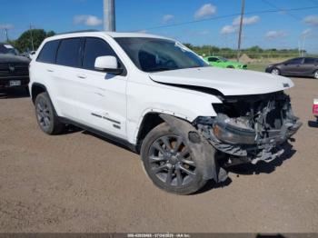  Salvage Jeep Grand Cherokee