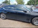 Lexus Es Ultra Luxury Image 3