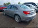 Chrysler 200 Touring Image 9