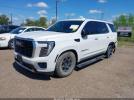 GMC Yukon 4wd Denali Image 3