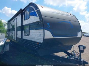  Salvage Heartland 323br Prowler