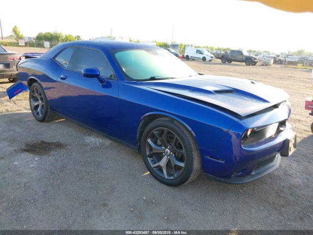  Salvage Dodge Challenger