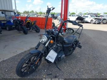  Salvage Harley-Davidson Xl883