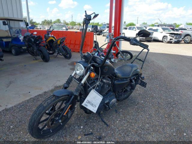  Salvage Harley-Davidson Xl883