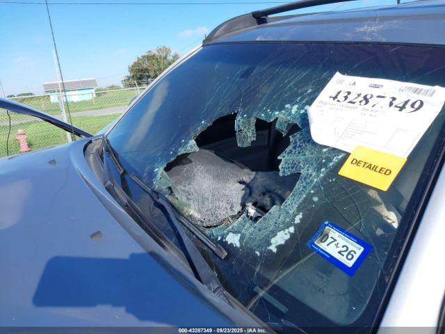 Toyota Tacoma Prerunner V6 Image 16