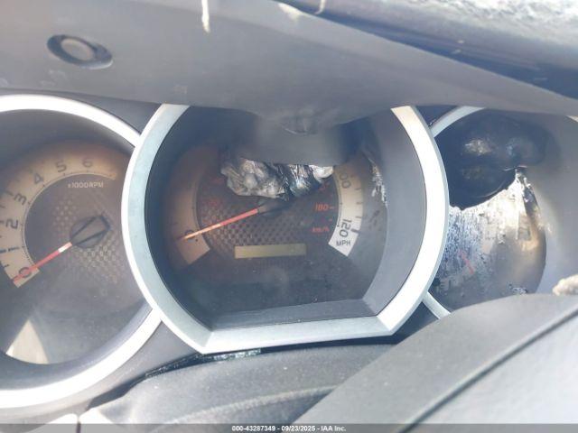 Toyota Tacoma Prerunner V6 Image 2