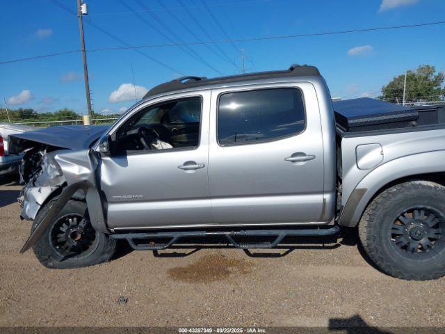 Toyota Tacoma Prerunner V6 Image 11