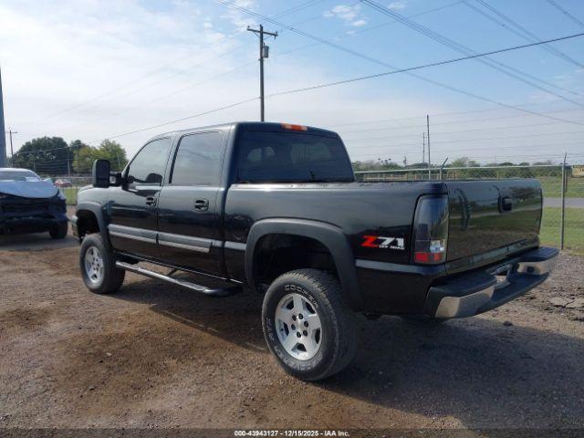 Chevrolet Silverado 1500 Z71 Image 11