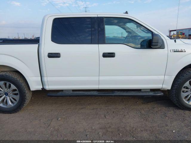 Ford F-150 Xlt Image 13