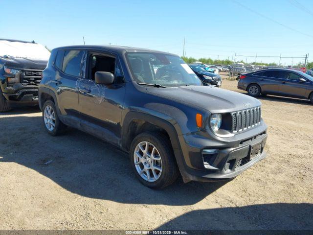  Salvage Jeep Renegade