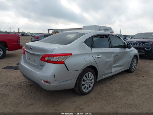 Nissan Sentra S Image 10