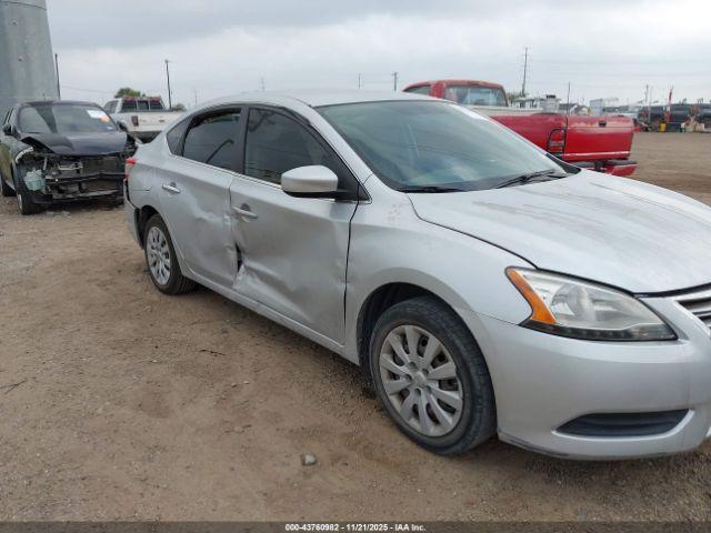 Nissan Sentra S Image 2