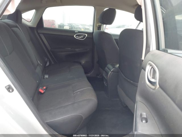 Nissan Sentra S Image 15