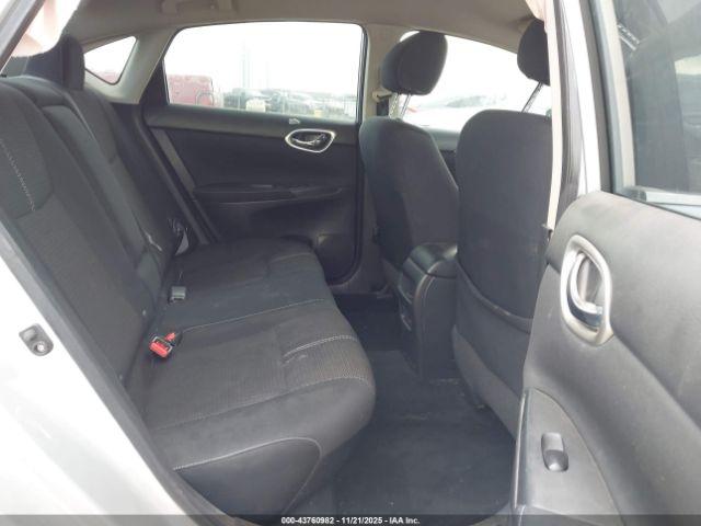 Nissan Sentra S Image 15