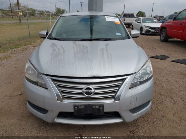 Nissan Sentra S Image 7