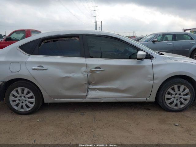 Nissan Sentra S Image 16