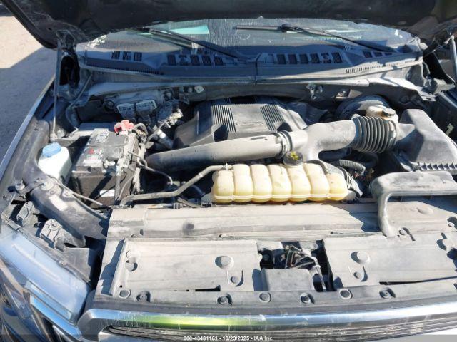 Ford F-150 Limited Image 13