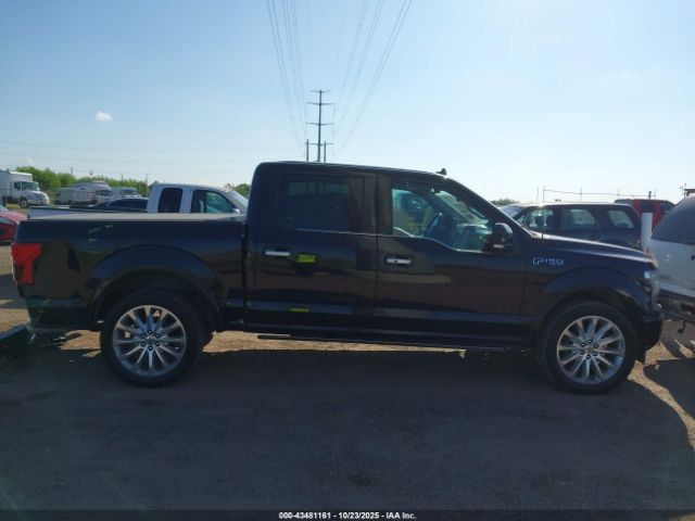 Ford F-150 Limited Image 14