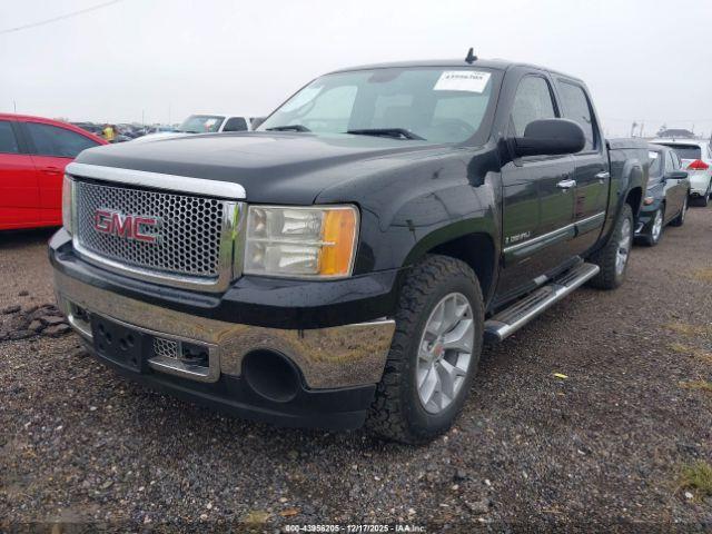 GMC Sierra 1500 Denali Image 14